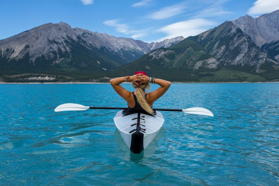 How Long Does It Take to Kayak a Mile?